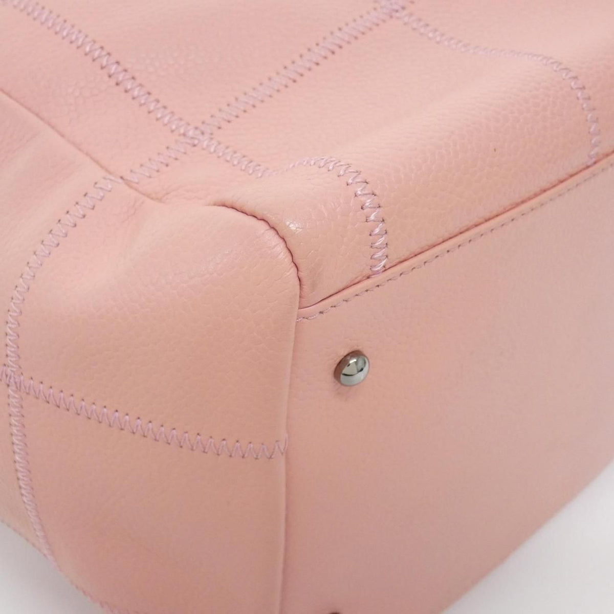 Chanel Caviar Skin Shoulder Bag