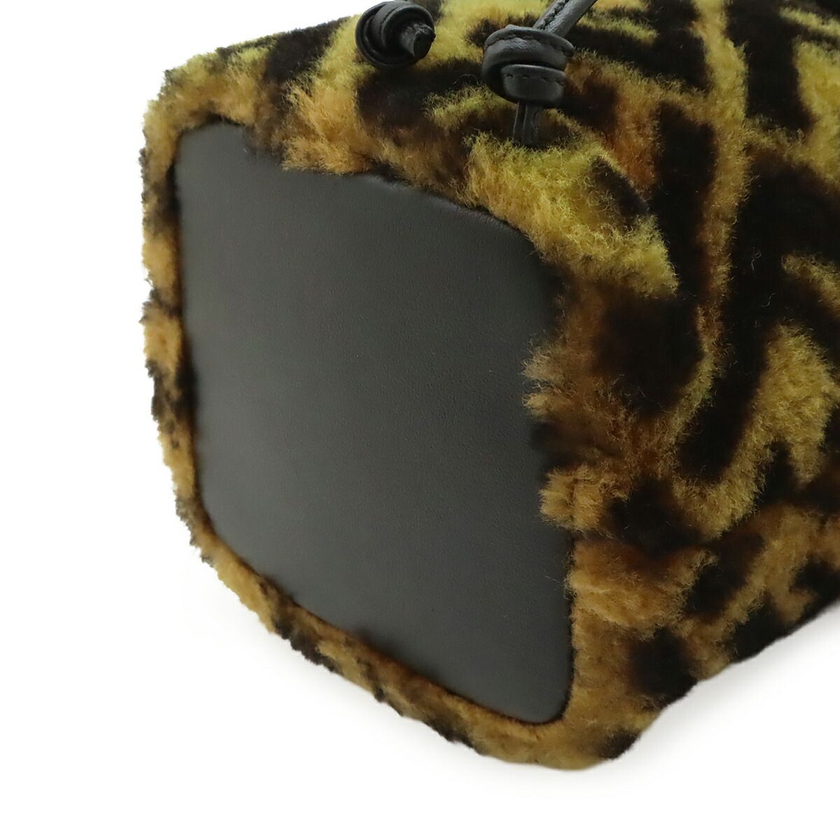 Fendi Mon Tresor Leather Bucket Bag