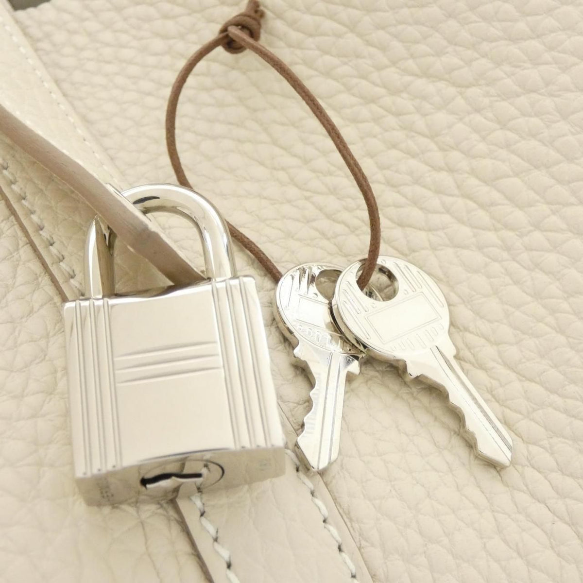 Hermes Picotin Lock MM Taurillon Clemence bag