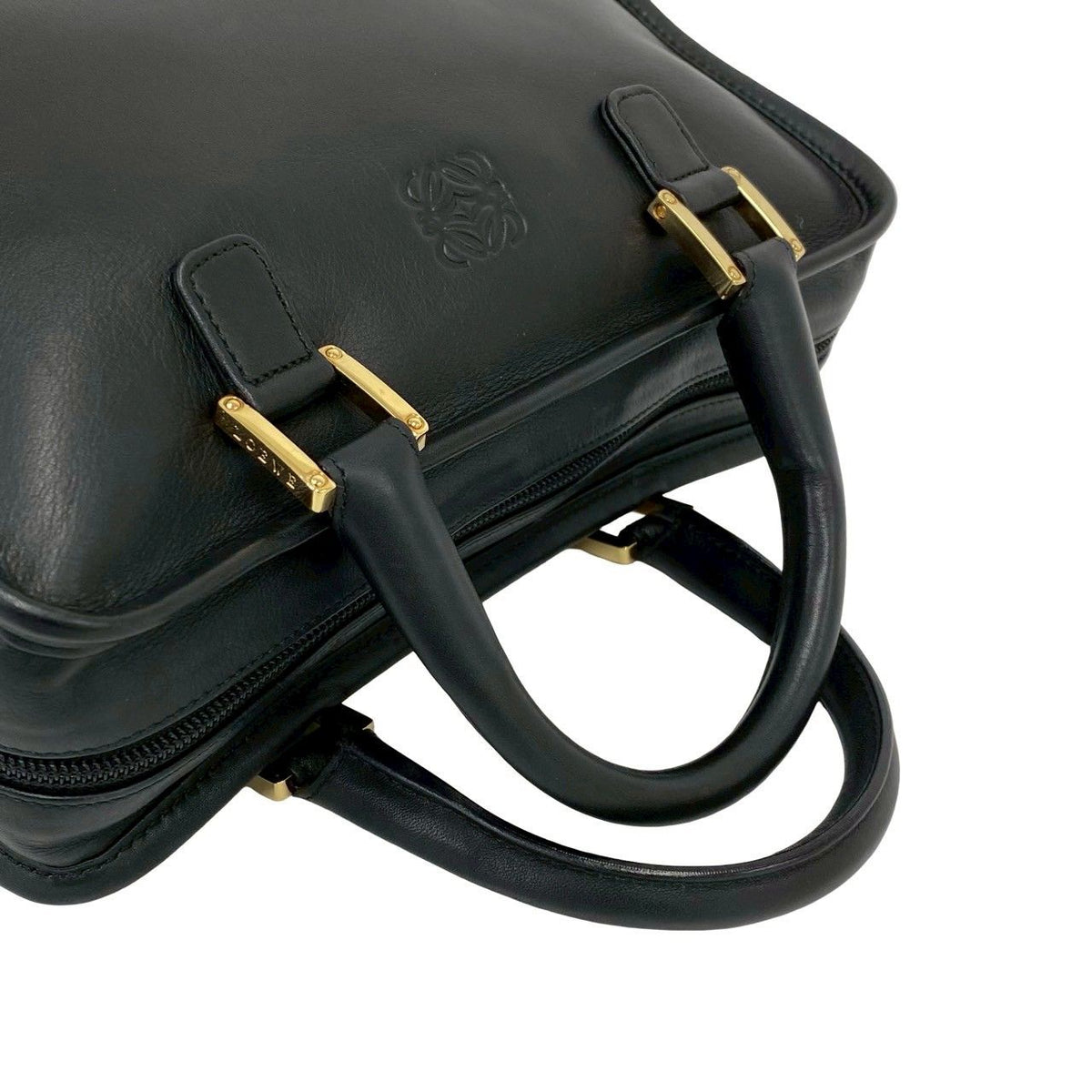 Loewe Amazona 28 Leather Handbag
