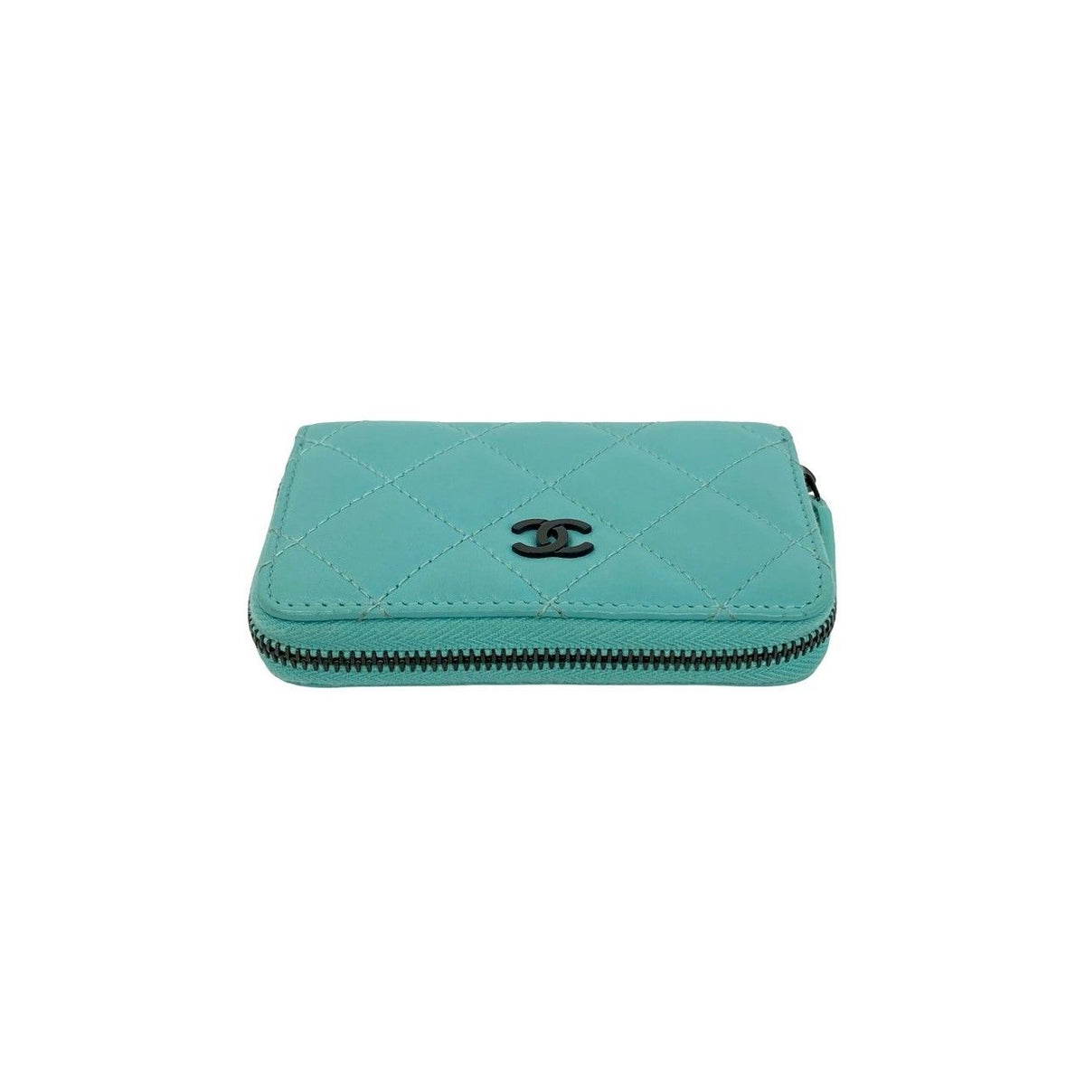 CHANEL Matelasse Lambskin Coin Case