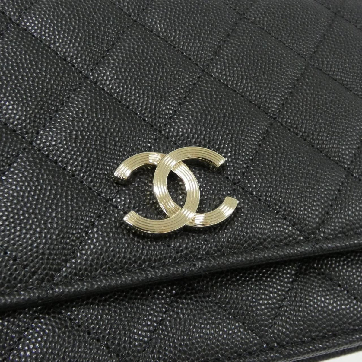 Chanel Caviar Skin Wallet