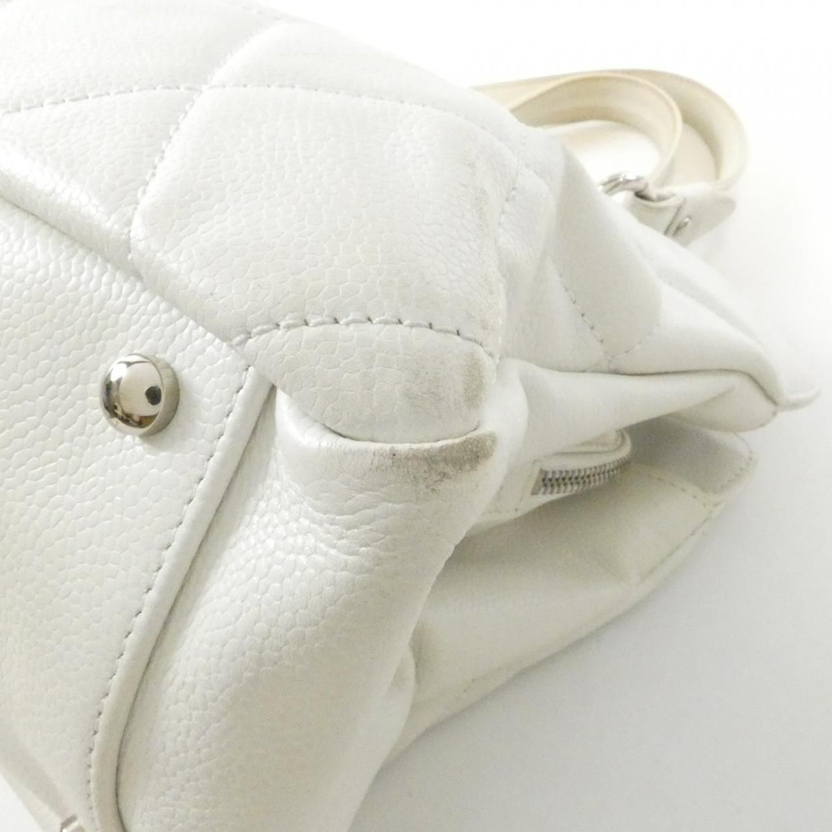 Chanel Caviar Skin Handbag