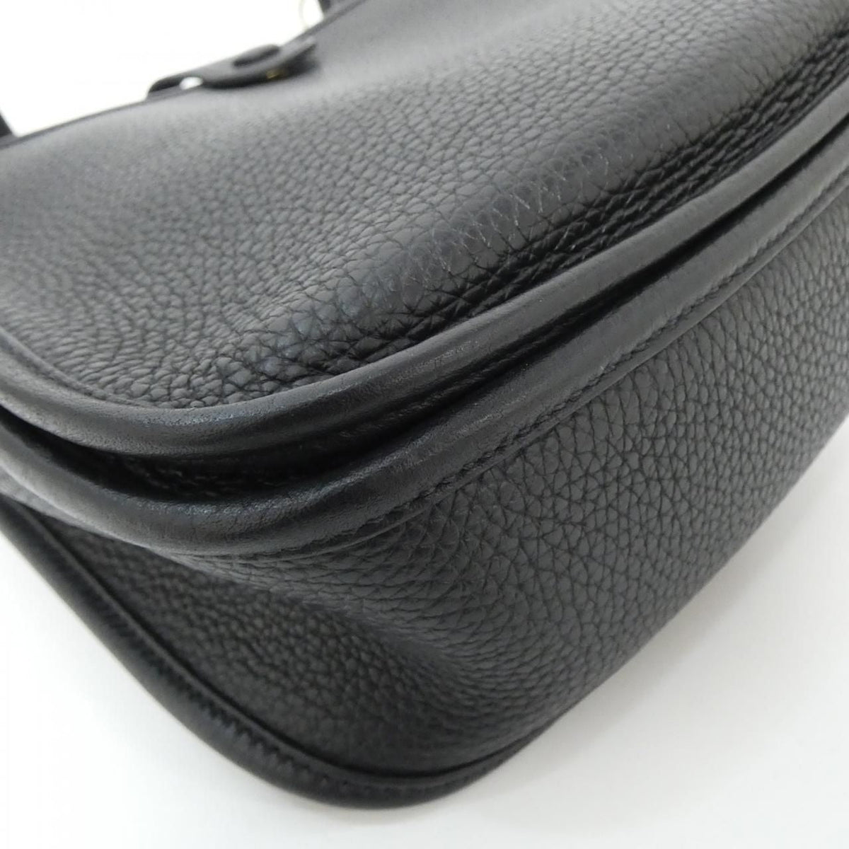 Hermes Evelyne3 PM Taurillon Clemence shoulder bag