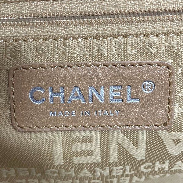Chanel Chocolate Bar Caviar Skin Handbag