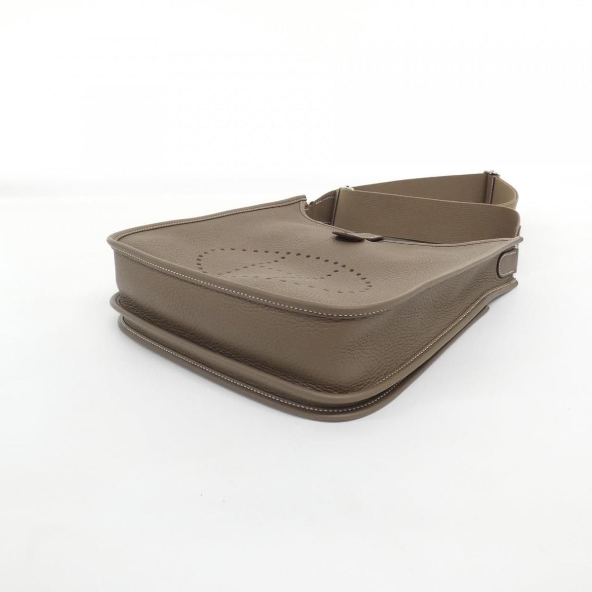 Hermes Evelyne3 PM Clemence Shoulder Bag