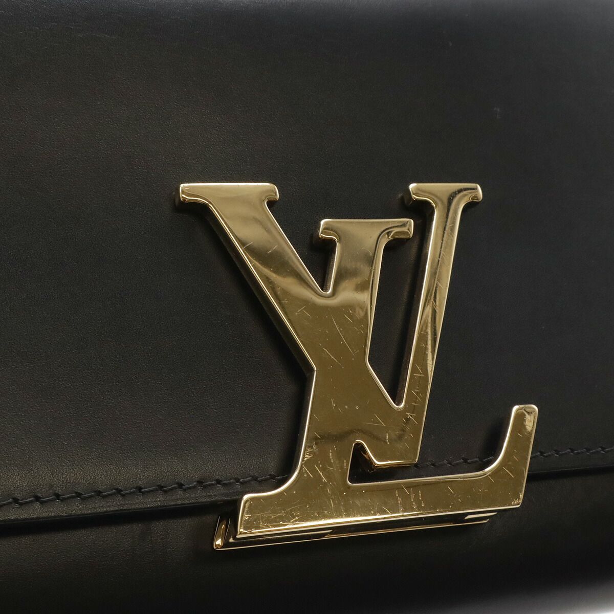 Louis Vuitton Pochette Louise MM Leather Shoulder Bag