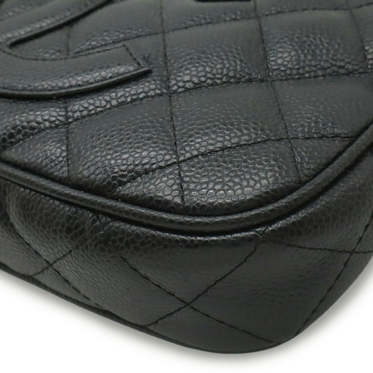 Chanel Matelasse Leather Shoulder Bag