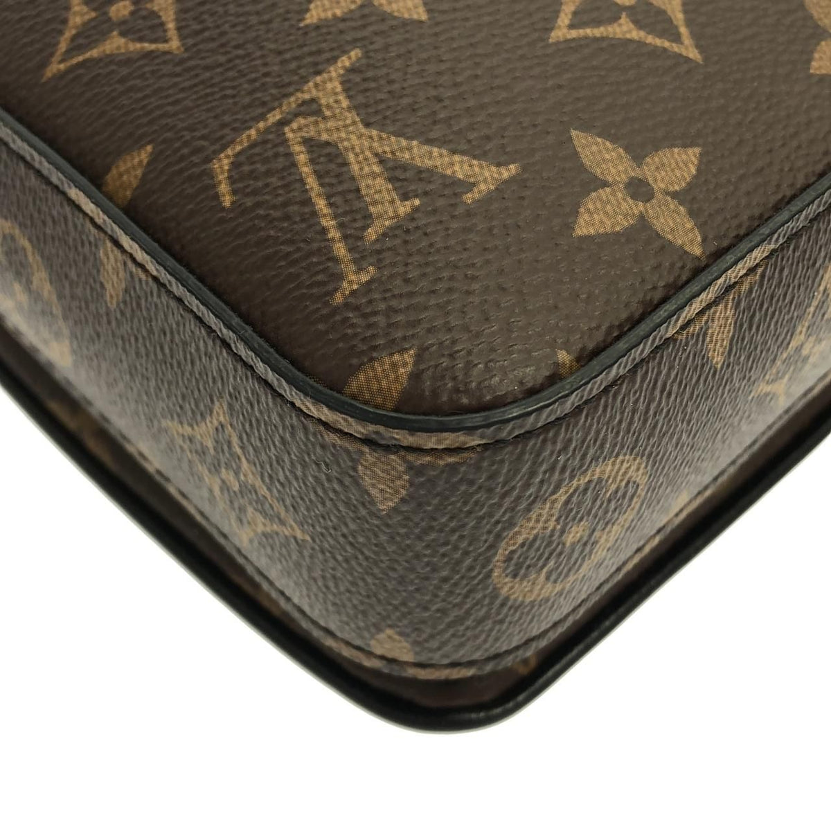 Louis Vuitton Monogram Macassar S Lock Vertical Wearable Wallet shoulder bag