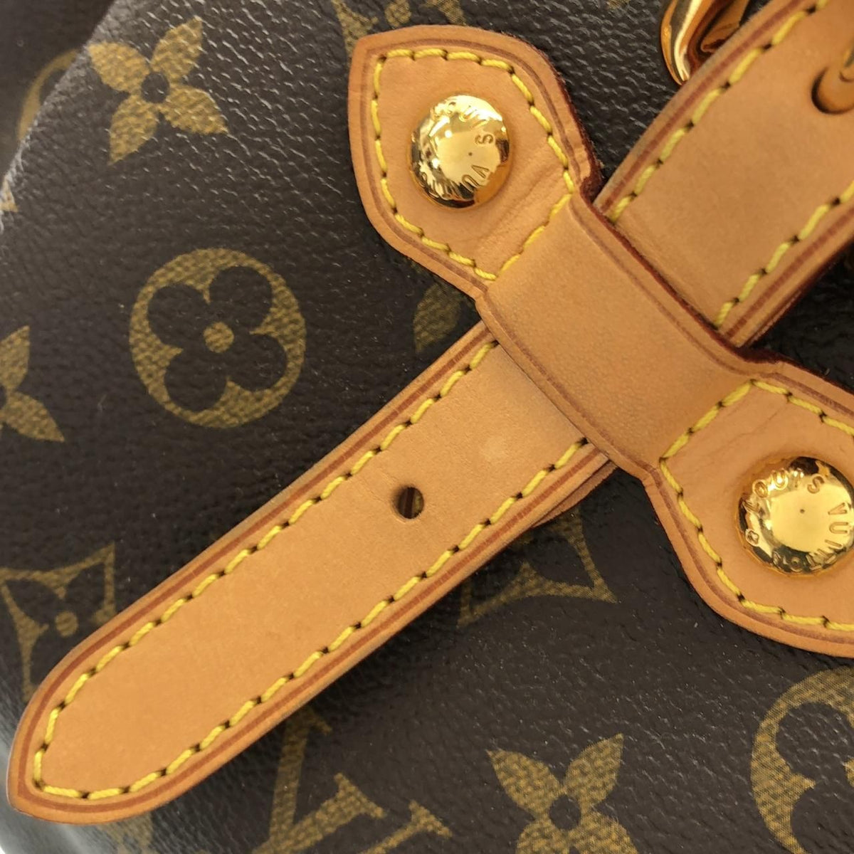 Louis Vuitton Tivoli Monogram Shoulder Bag