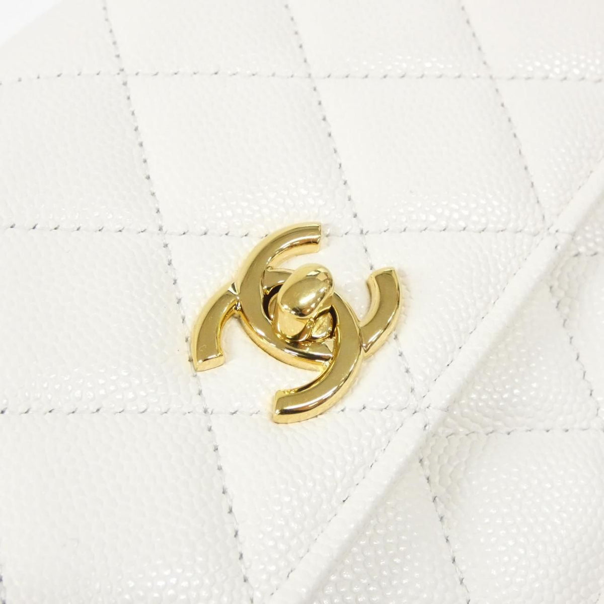 Chanel Caviar Skin Chain Clutch