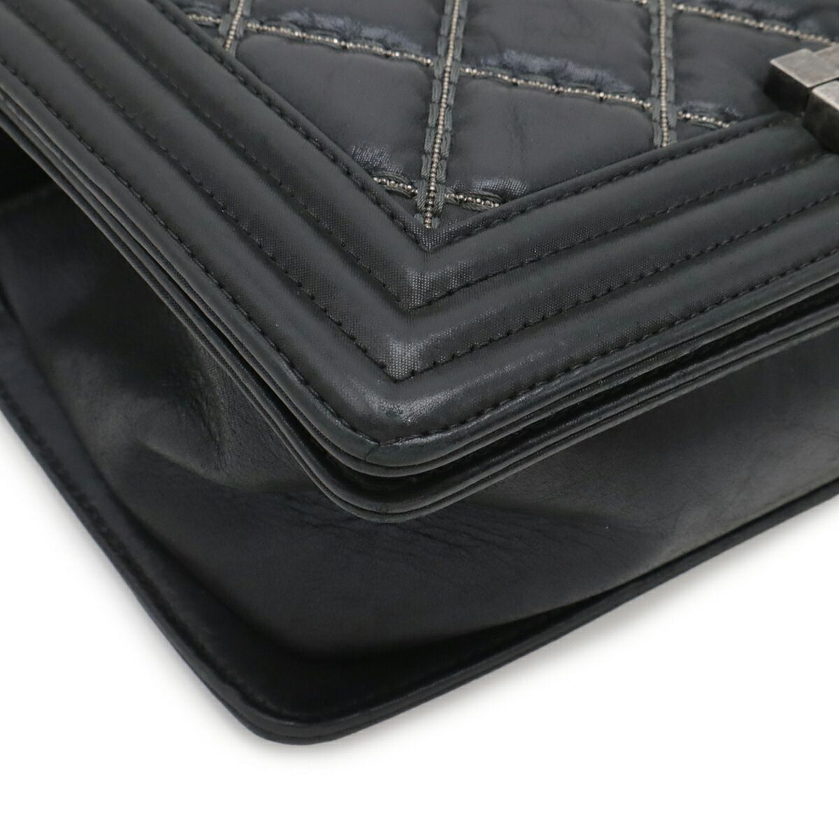 Chanel Boy Chanel Leather Shoulder Bag