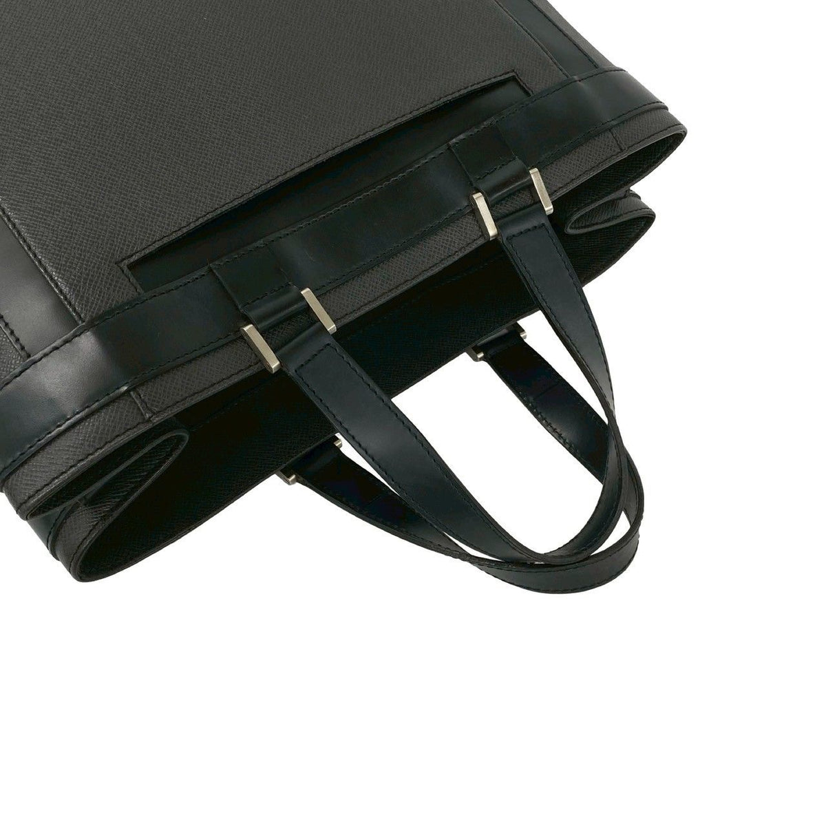 Louis Vuitton Kasbek PM Taiga Leather Handbag