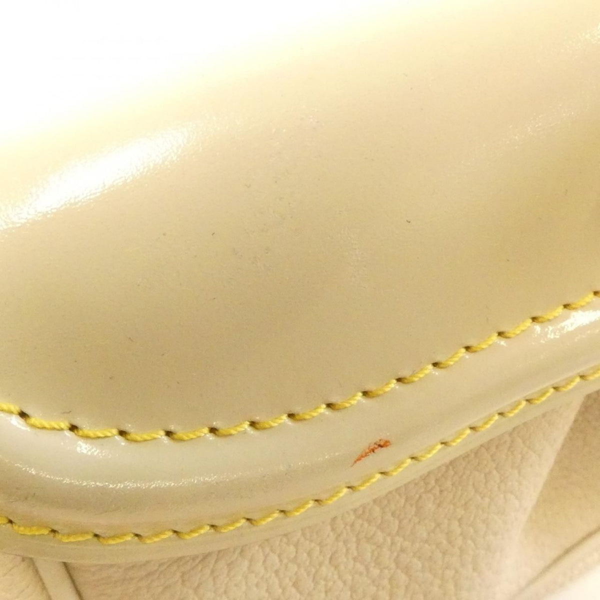 Louis Vuitton Suhali Precious Goatskin Shoulder Bag