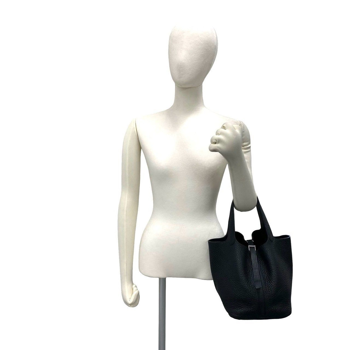 Hermes Picotin Lock MM Taurillon Clemence Handbag