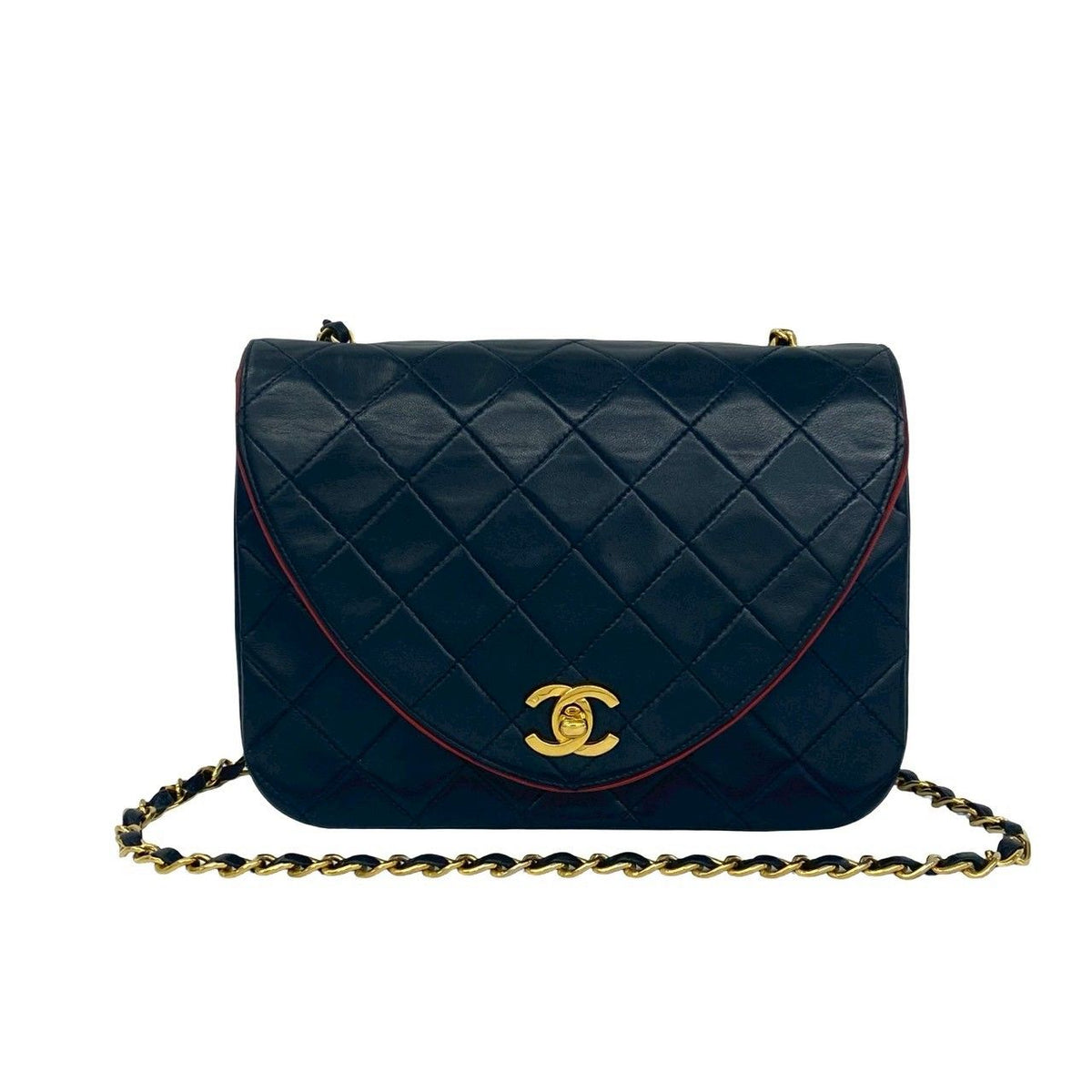 Chanel Matelass  Lambskin Shoulder Bag