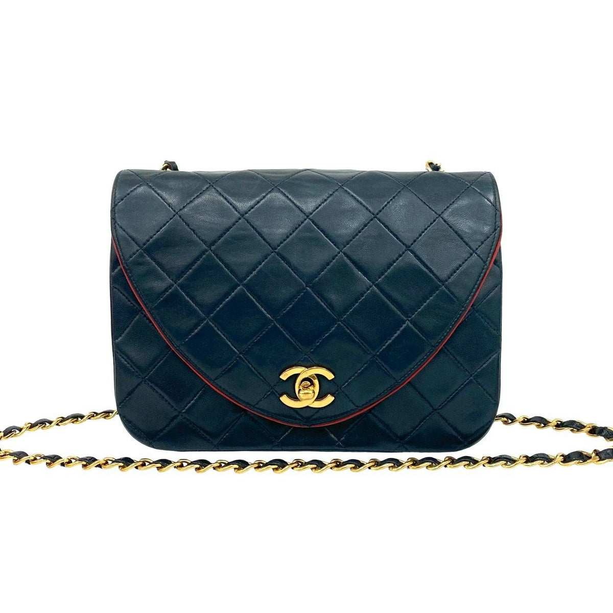 Chanel Matelass  Lambskin Shoulder Bag