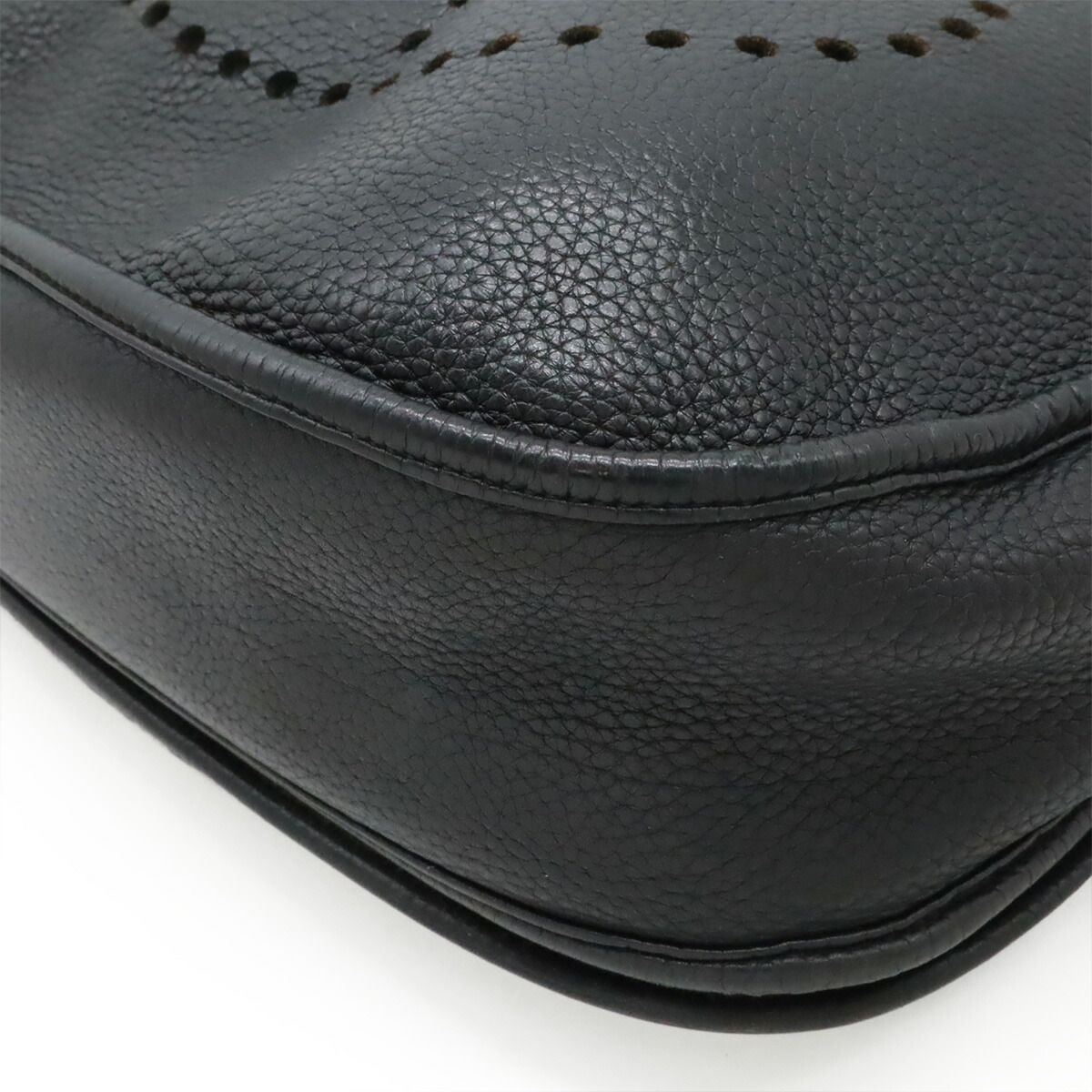 Hermes Evelyne III GM Taurillon Clemence Shoulder Bag