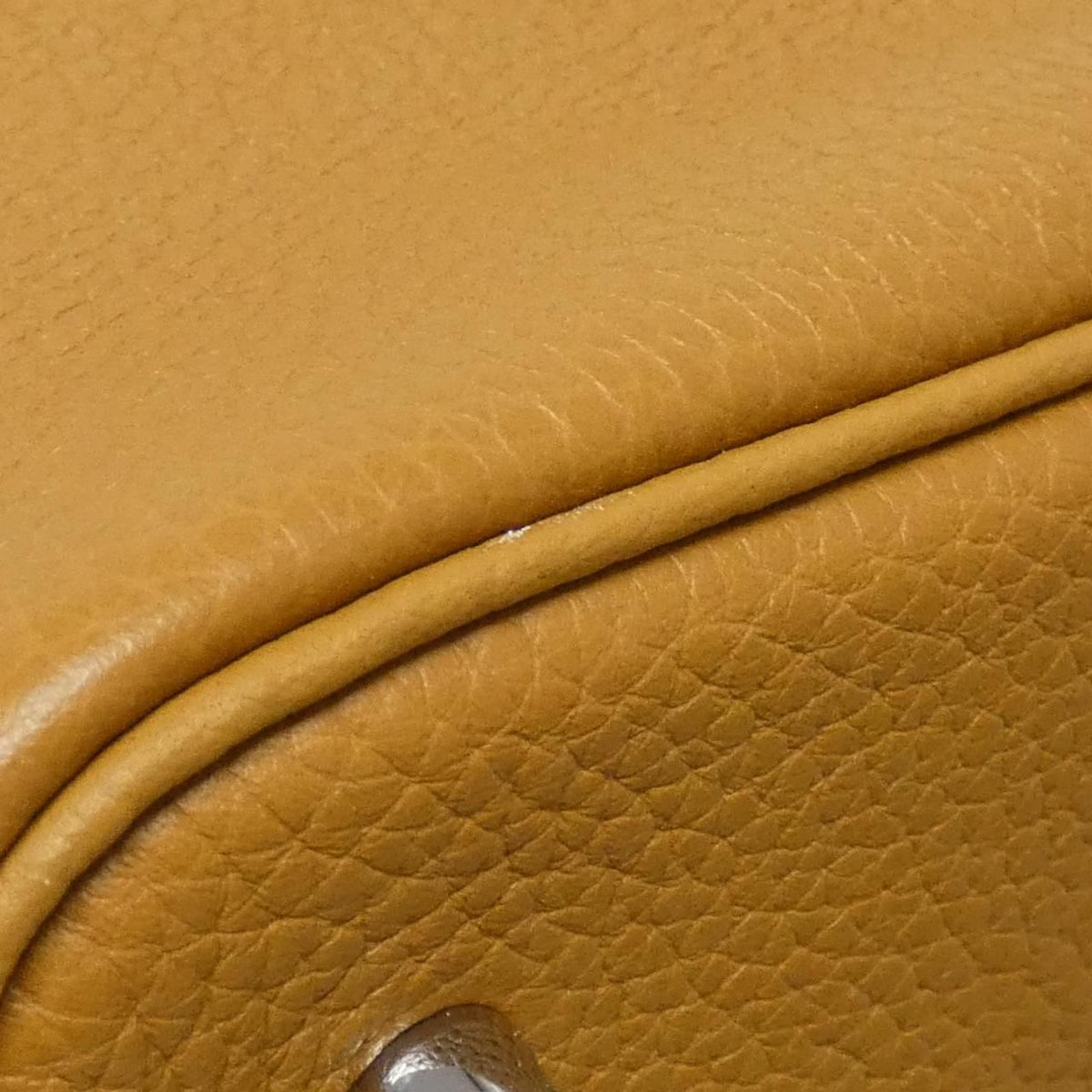 Hermes Picotin Lock Eclat MM Taurillon Clemence Swift Handbag