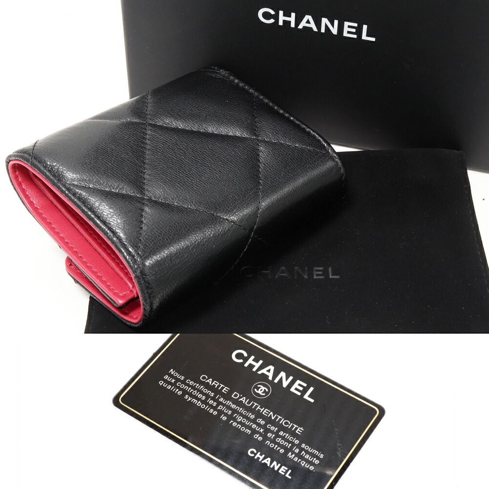 Chanel CHANEL19 Small Flap Wallet Lambskin Wallet