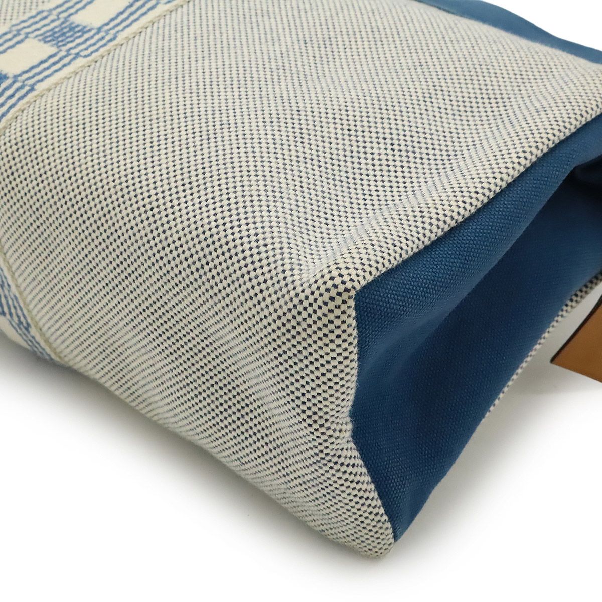 Herm s Jimetou GM Canvas Clutch Bag