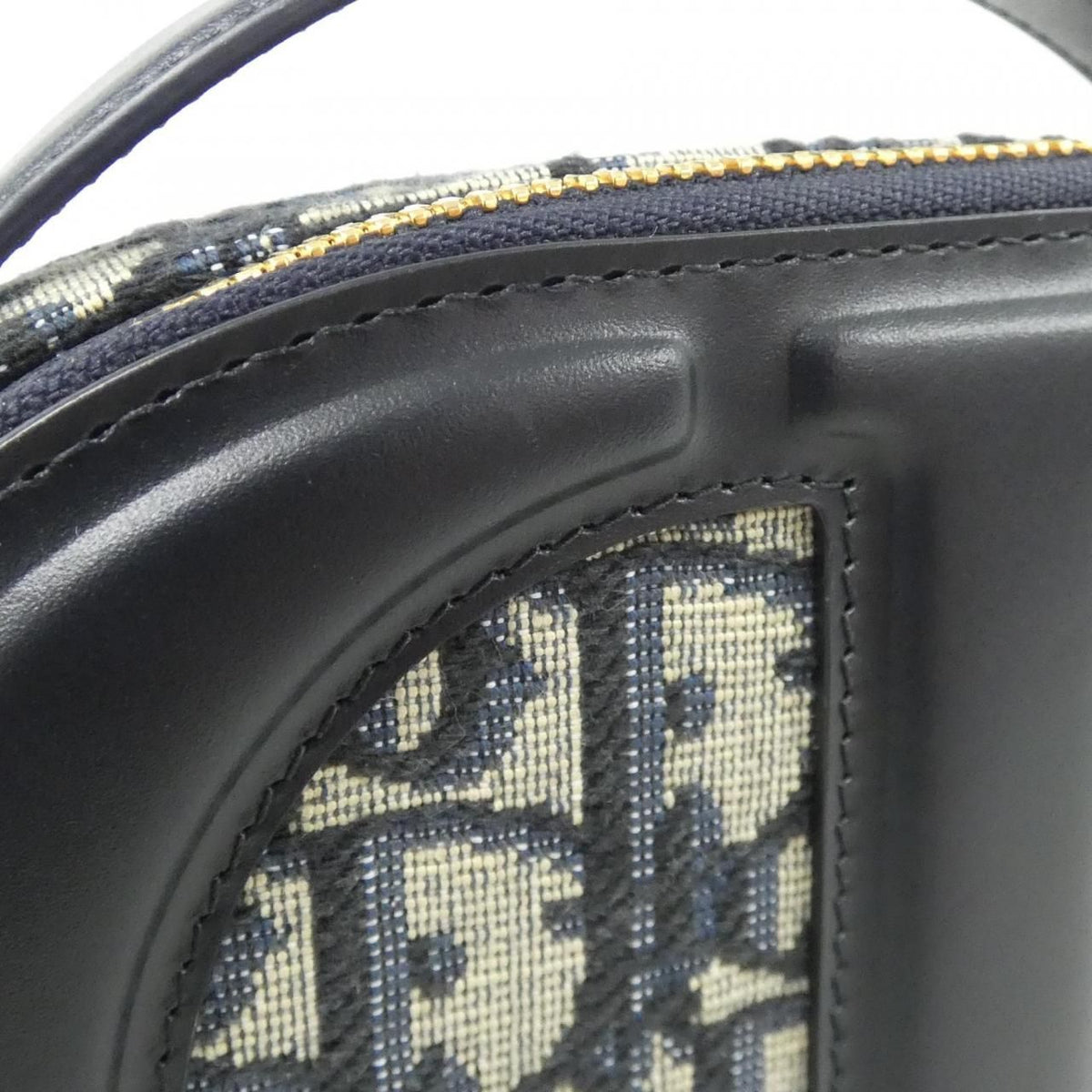 Christian Dior DIOR OBLIQUE CD SIGNATURE OVAL Canvas Leather Shoulder Bag