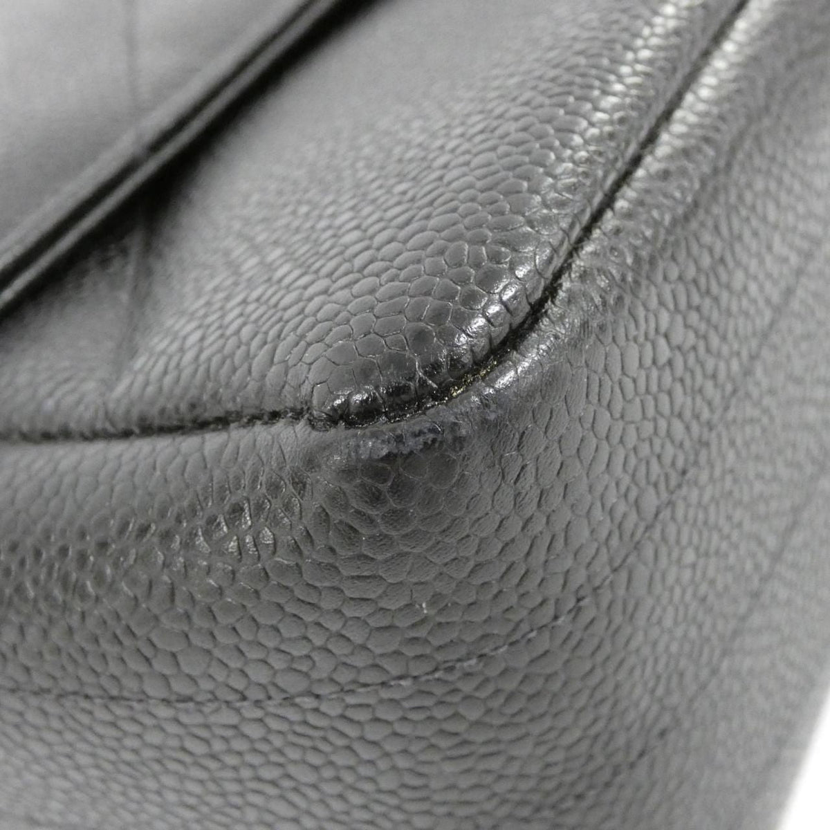 Chanel Caviar Skin Shoulder Bag