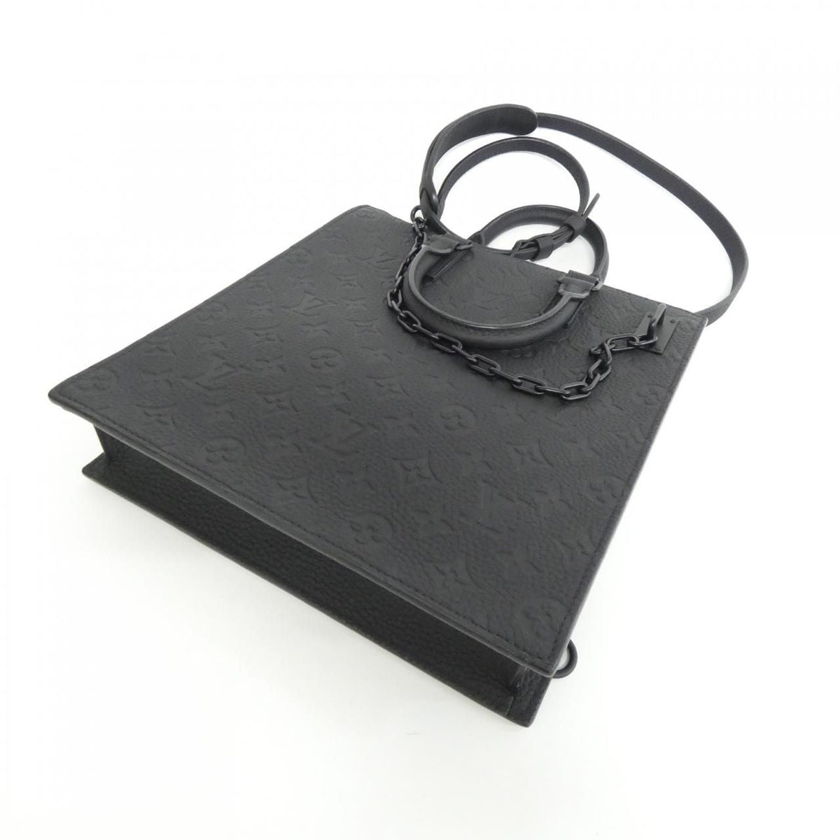 Louis Vuitton Taurillon Monogram Messenger Bag