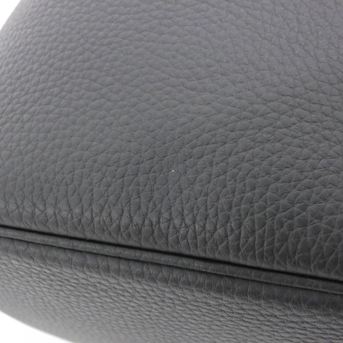 Hermes Picotin Lock MM Taurillon Clemence Bag