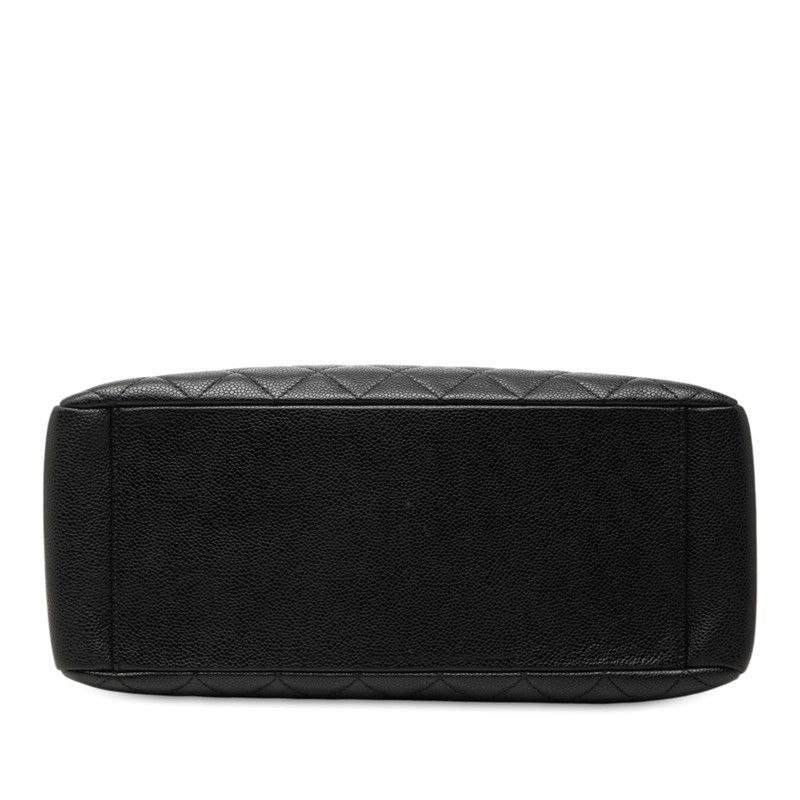 Chanel Caviar Skin Handbag