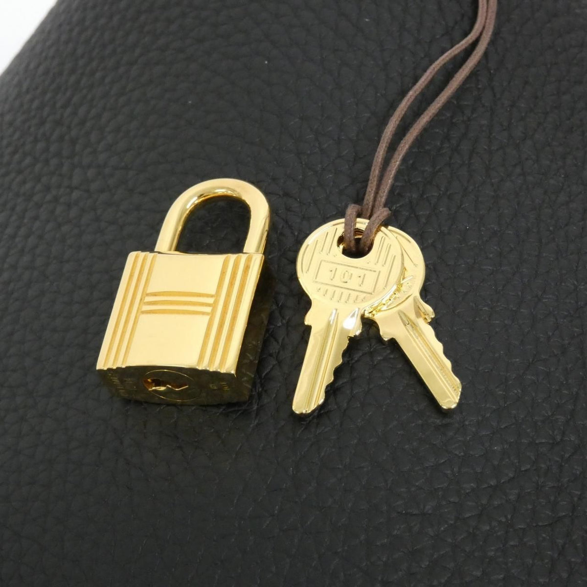 Hermes Picotin Lock PM Taurillon Clemence Handbag