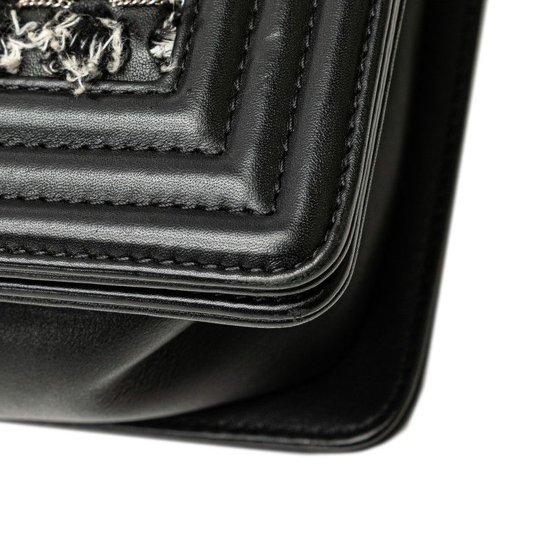 Chanel Boy Chanel 25 Leather Tweed Shoulder Bag
