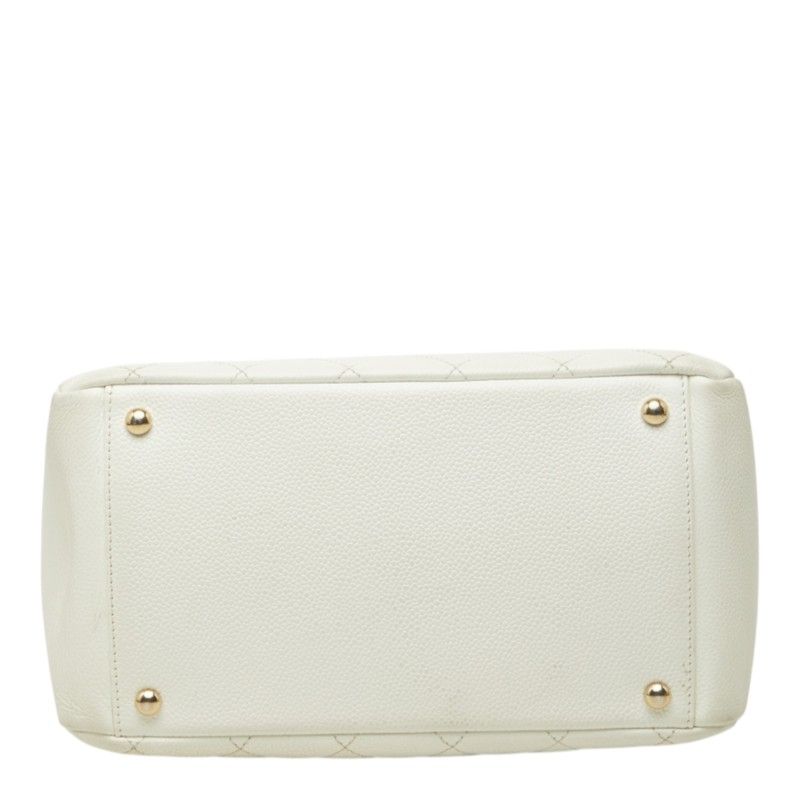 Chanel Caviar Chain Shoulder Bag