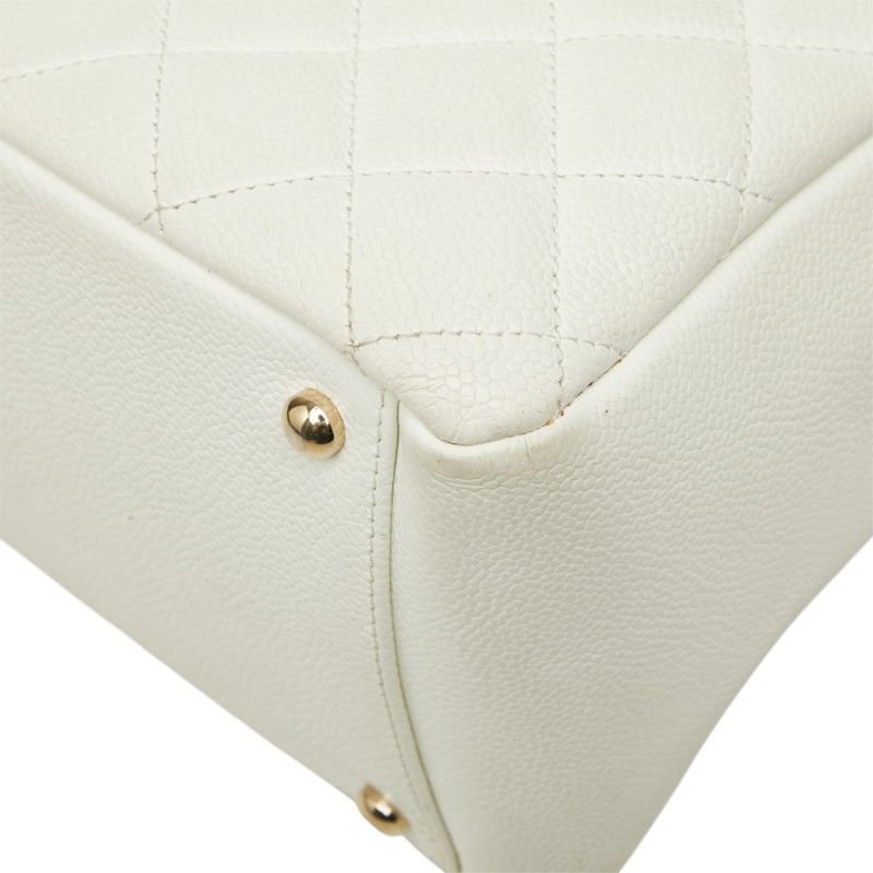 Chanel Caviar Chain Shoulder Bag