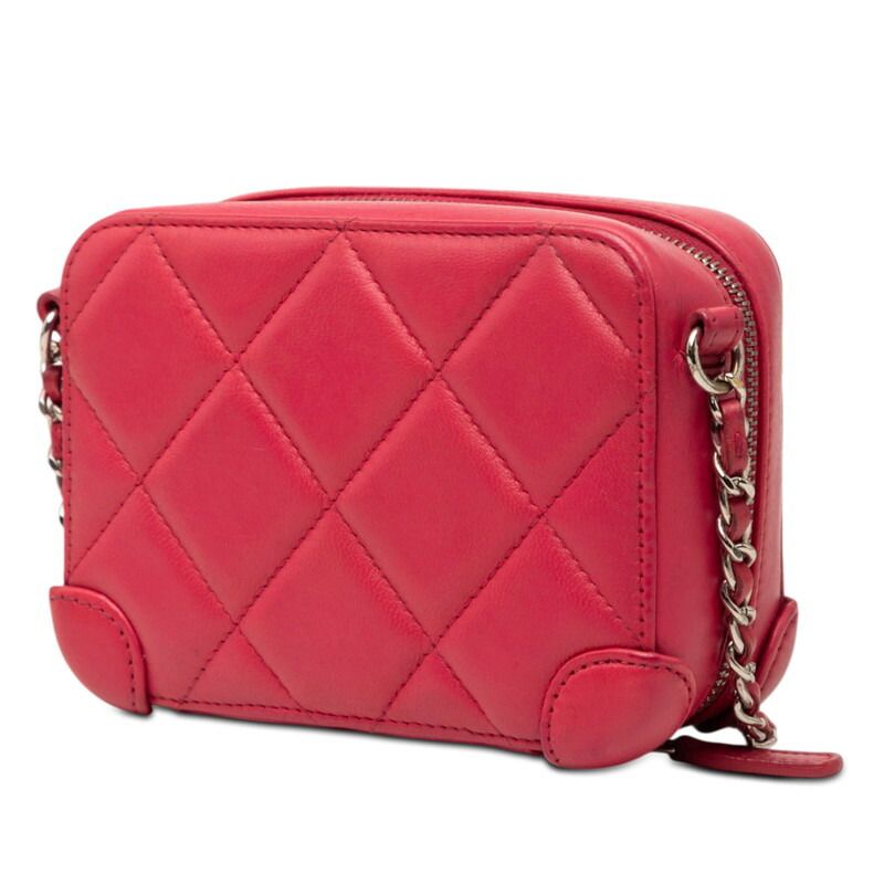 CHANEL Matelasse Lambskin Chain Camera Bag