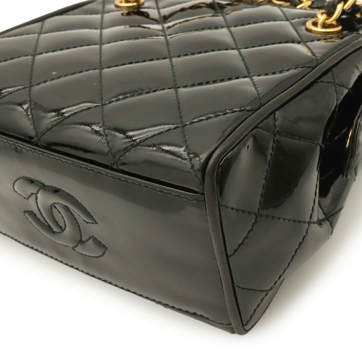 Chanel Matelasse Patent Leather Shoulder Bag