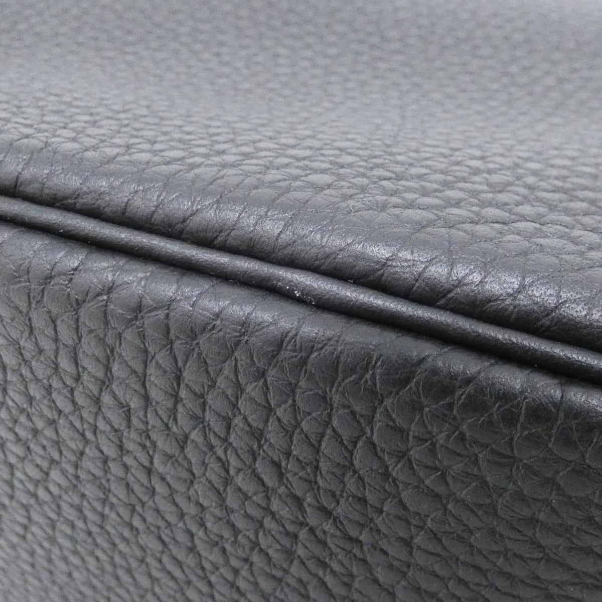 Hermes LindyMini Clemence shoulder bag
