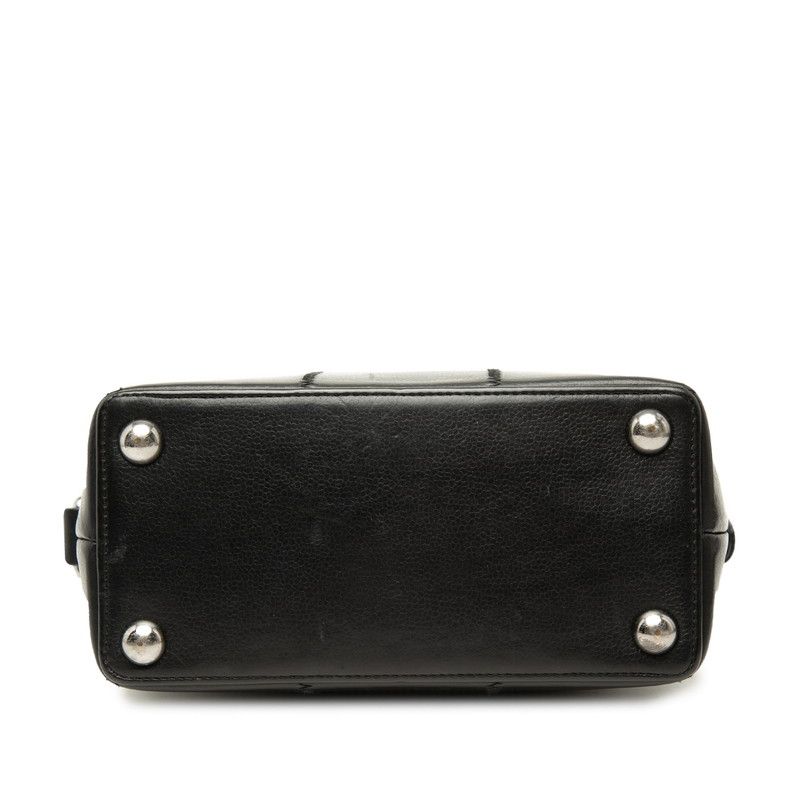 Chanel Caviar Shoulder Bag
