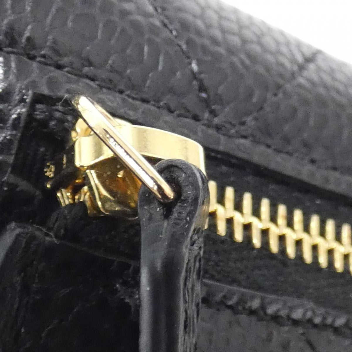 Chanel Timeless Classic Caviar Skin Wallet