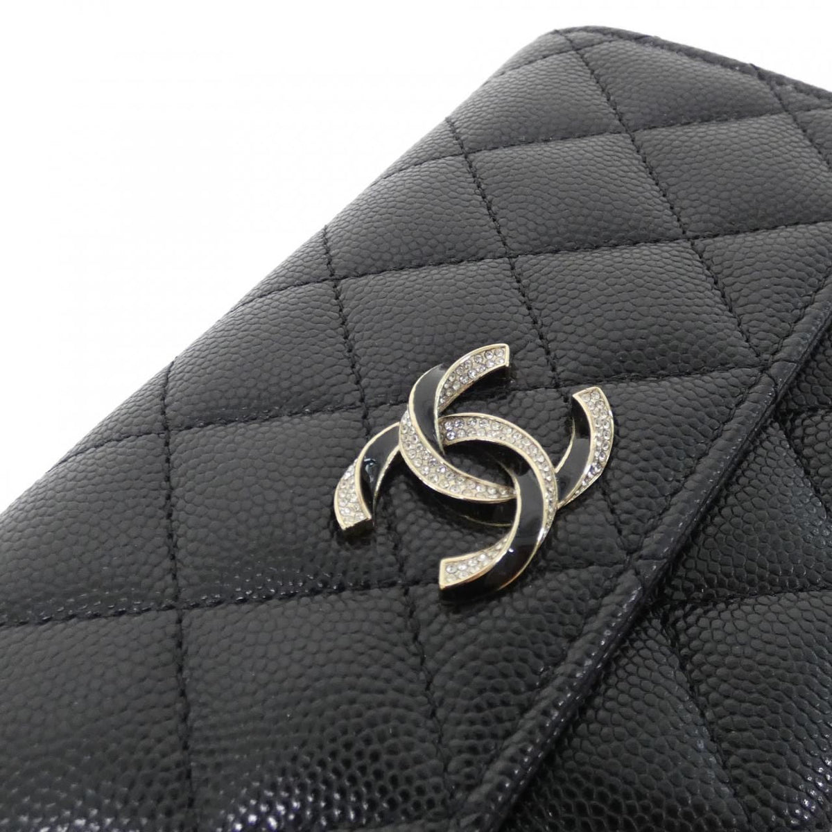 Chanel Caviar Skin Bifold Wallet