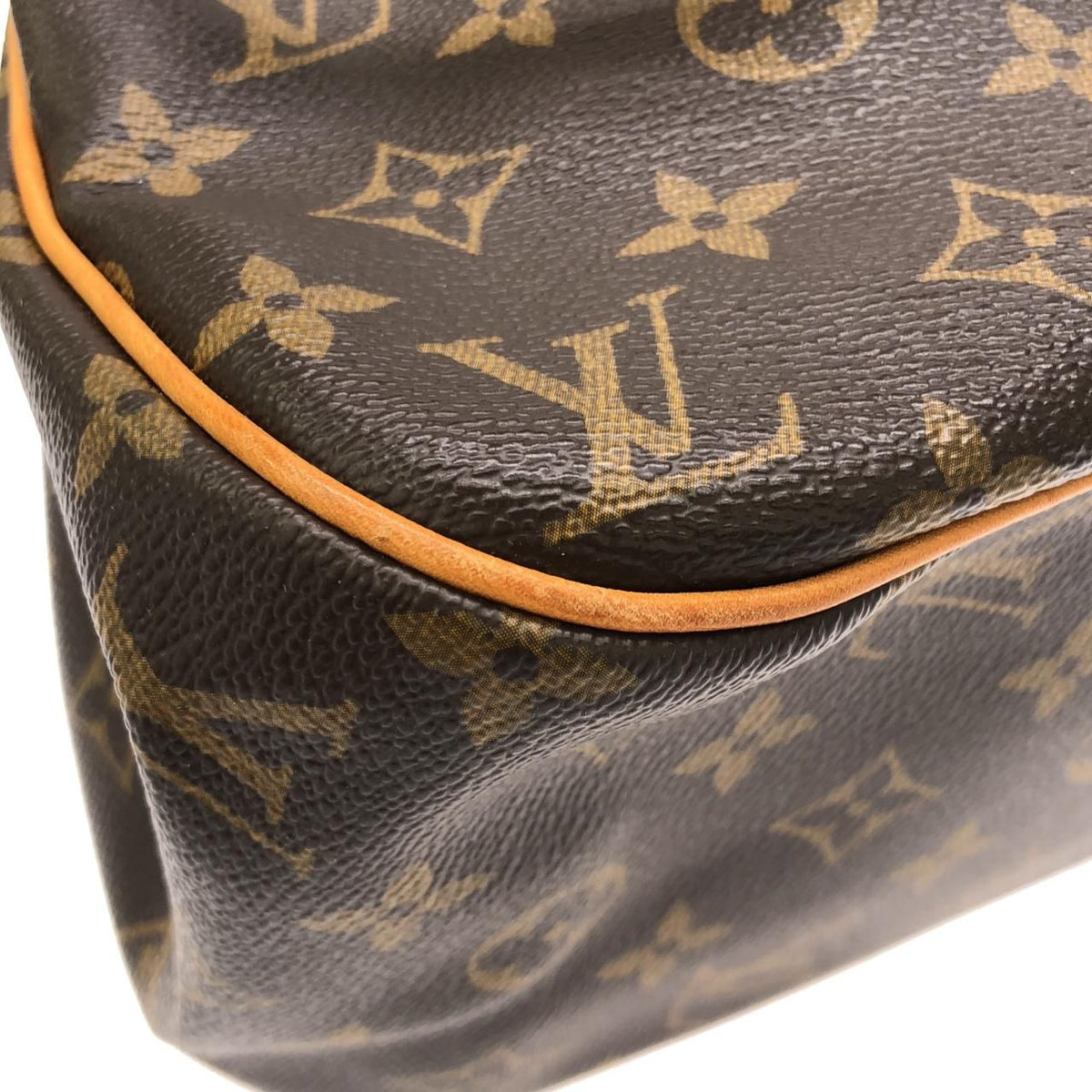 Louis Vuitton Batignolles Horizontal Monogram Tote Bag
