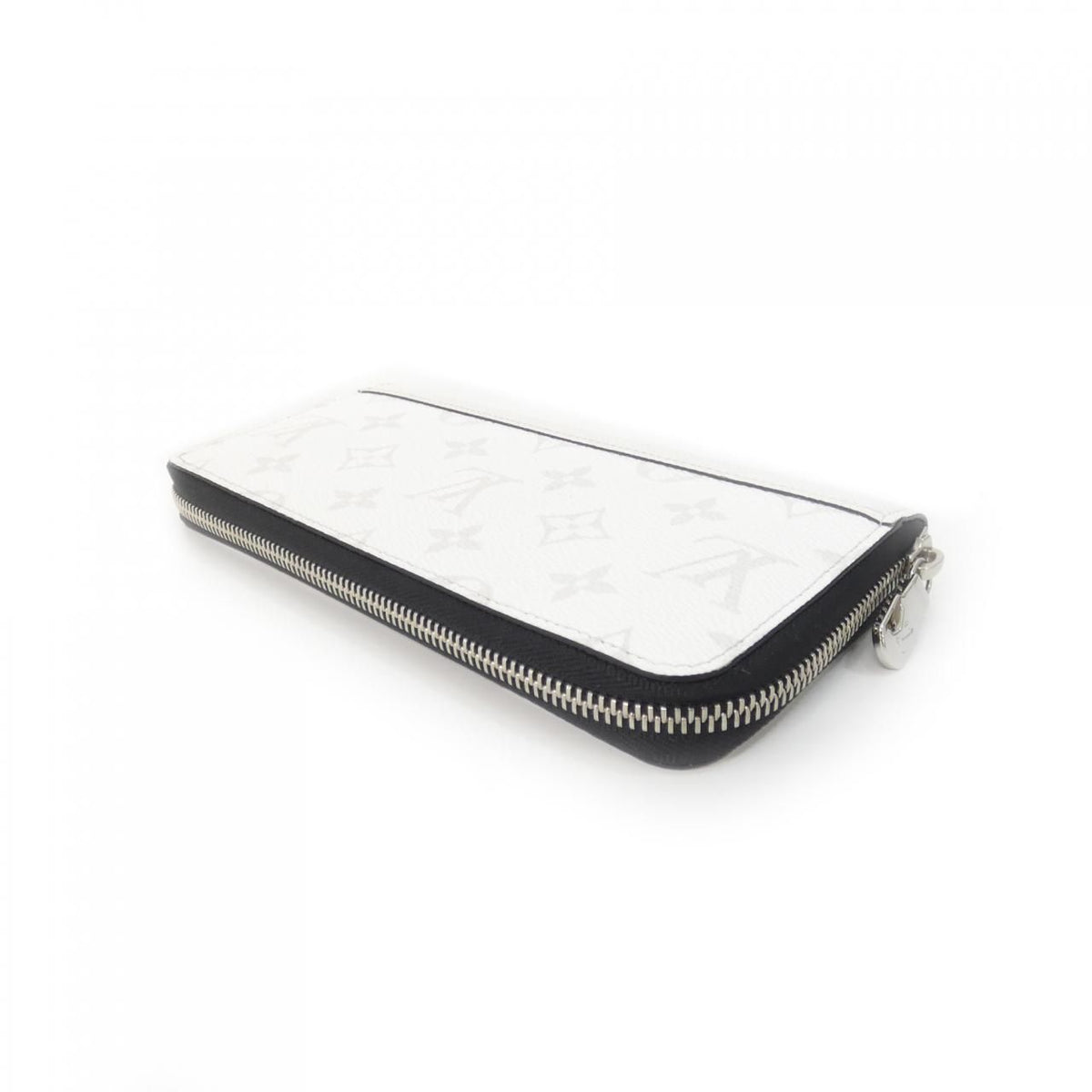 Louis Vuitton Taiga Rama Zippy Wallet Horizontal Long Wallet