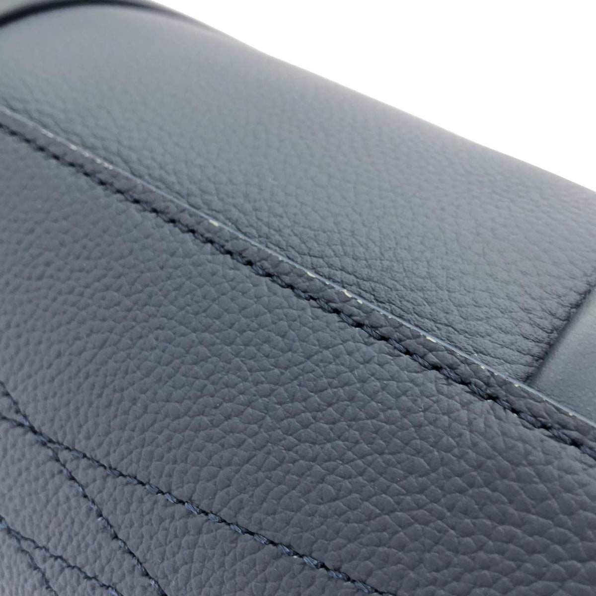 Louis Vuitton LV Aerogram Takeoff Tote Calf Tote Bag