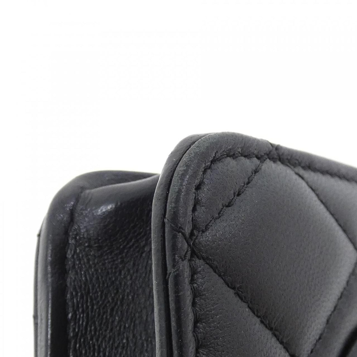 Chanel Timeless Classic Lambskin Chain Wallet