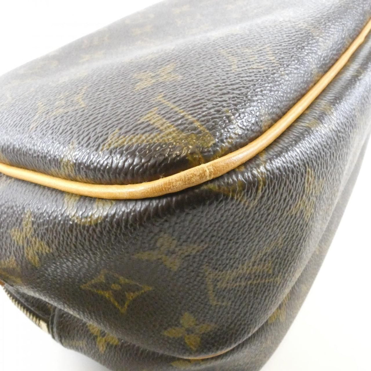 Louis Vuitton Monogram Shoulder Bag