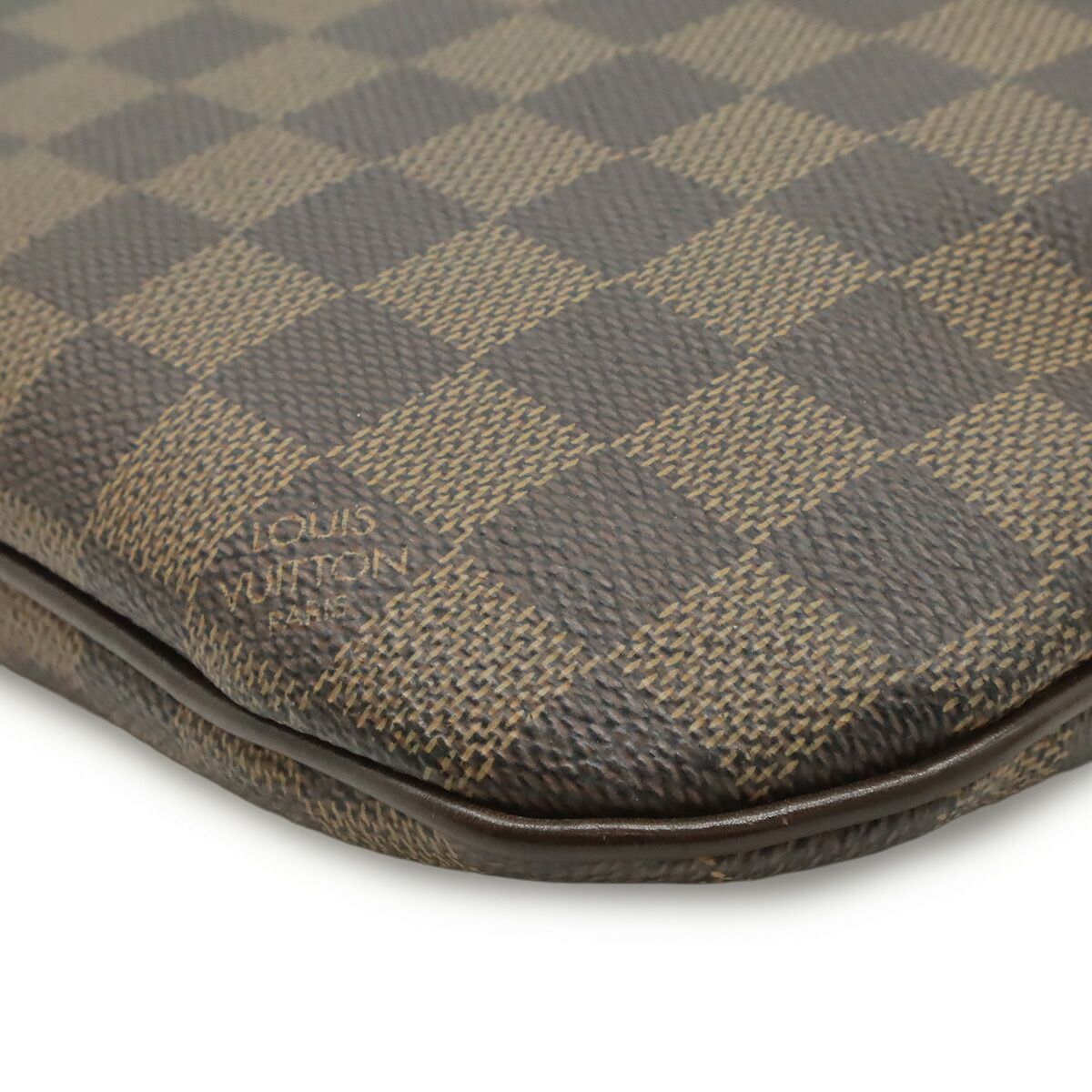 Louis Vuitton Bosphore Damier shoulder bag