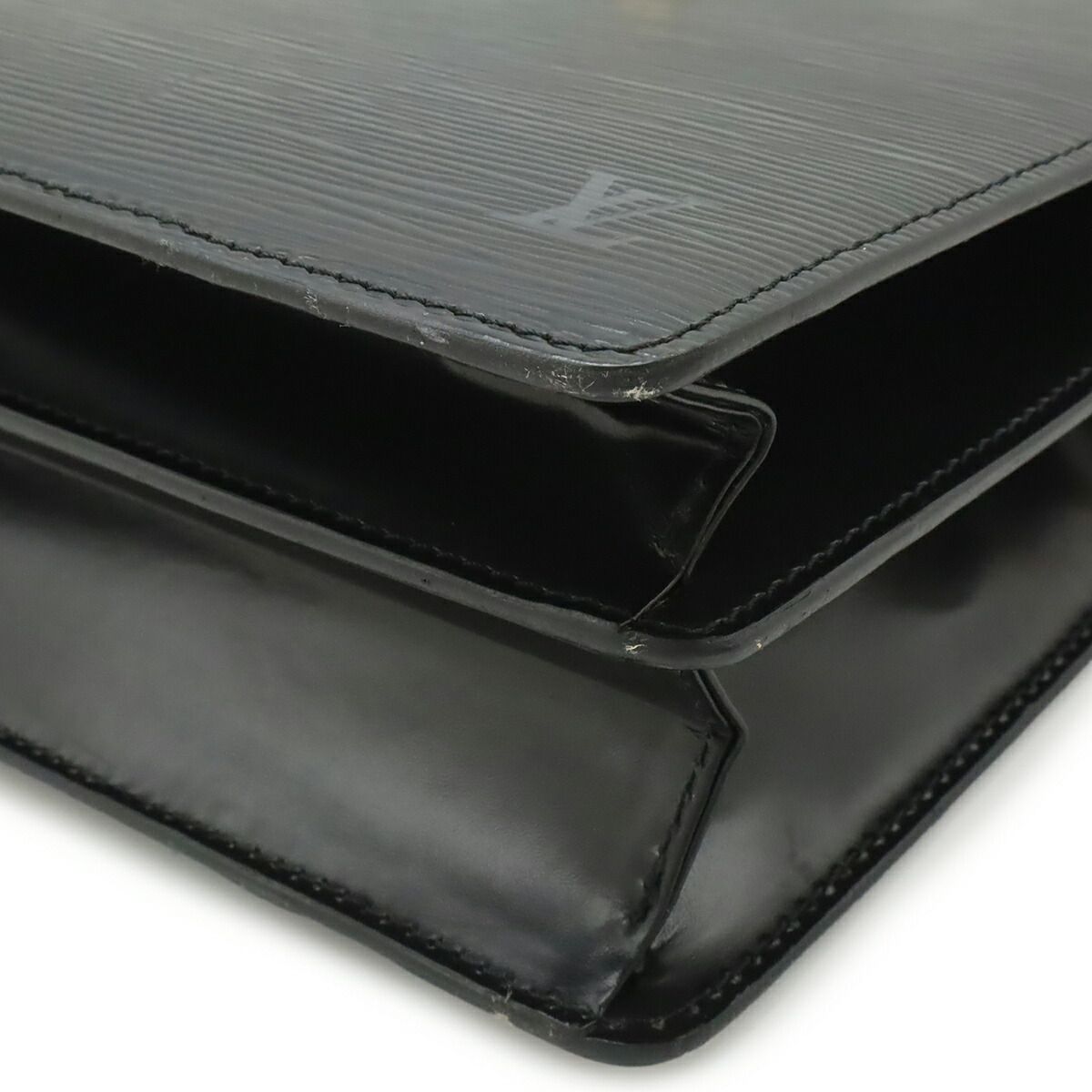 Louis Vuitton Capucines Epi Shoulder Bag