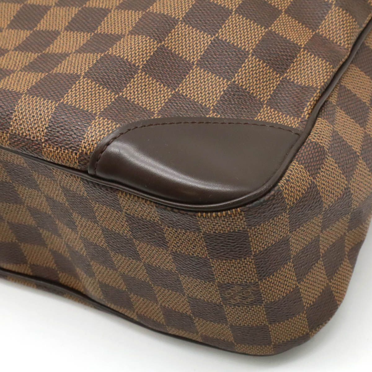 Louis Vuitton Blois Damier Shoulder Bag
