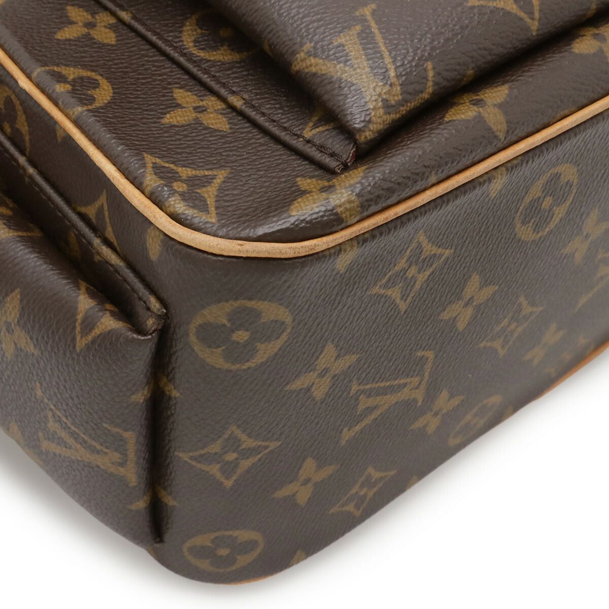 Louis Vuitton Monogram Handbag