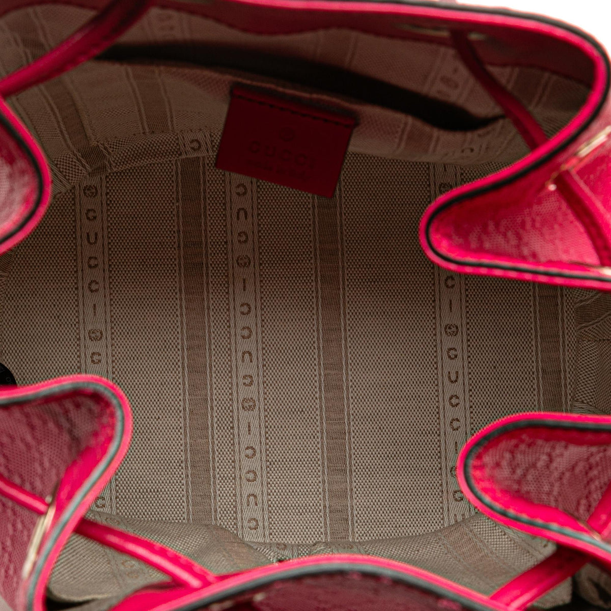 Gucci Diamante Leather Bright Bucket Bag